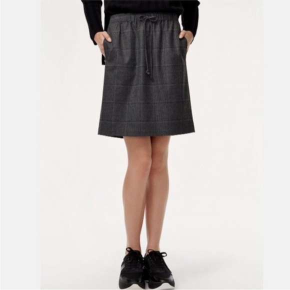 Aritzia Babaton Jimmy plaid skirt, size M - Picture 1 of 6